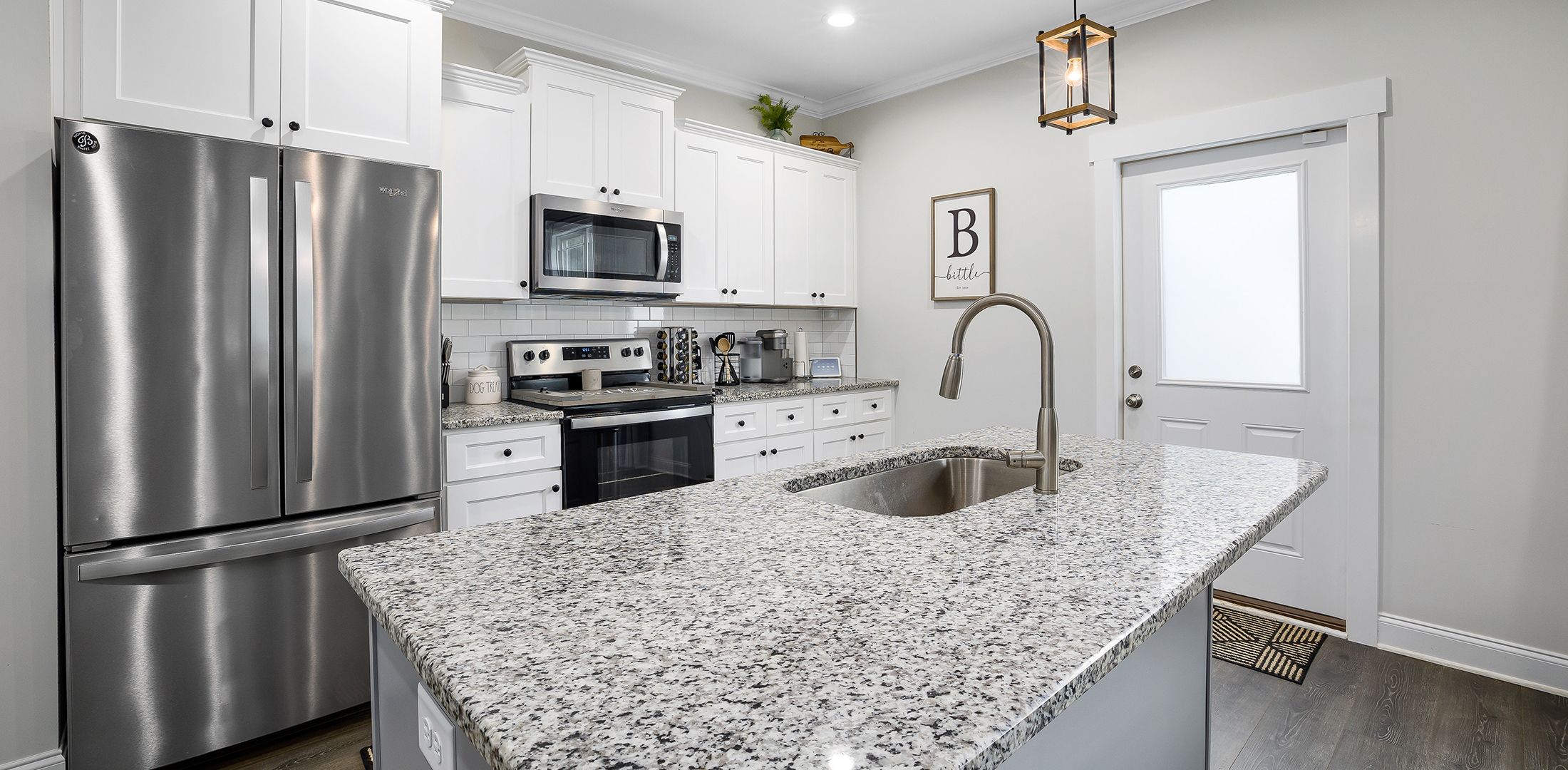 CREATING AN ENVIRONMENT FOR COMFORTABLE LIVING SINCE 1986